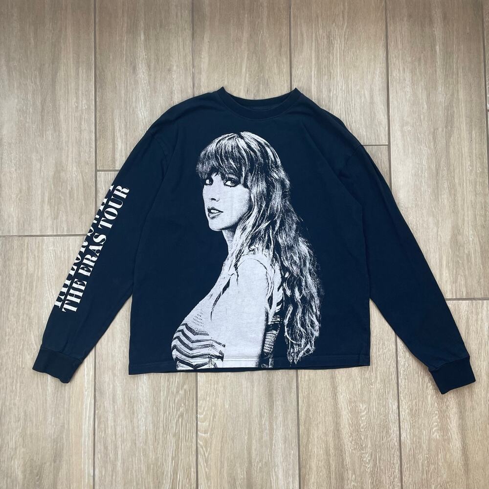 Taylor Swift The Eras Tour Long Sleeve Shirt Womens S Navy Portrait Graphic